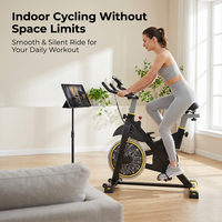 Vélo de spinning professionnel de haute performance avec écran LCD et volant d'inertie de 10 kg pour l'exercice cardiovasculaire