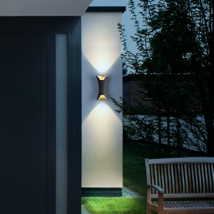 Lámpara de Pared Exterior de Doble Cabezal, Impermeable, con Haz de Luz Ascendente y Descendente, Estilo Nórdico, para Balcón, Patio - Product Image 3
