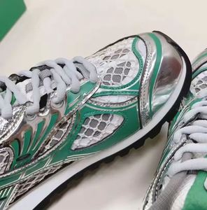 Zapatillas de Moda para Hombre y Mujer, Nuevo Diseño de Alta Calidad, con Cordones Iluminados, Punta Suave, Estilo BV - Product Image 3