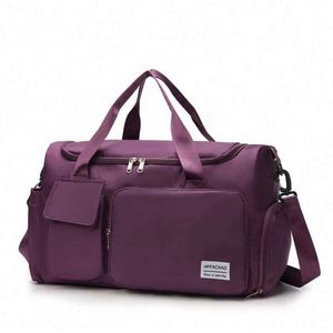 Muestra gratuita de bolsa de viaje, mochila de maternidad diagonal de gran capacidad, ligera, con separación de almacenamiento para ropa seca y mojada, moderna y deportiva. - Product Image 4