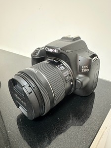 <strong>Second</strong> Hand for 250D <strong>DSLR</strong> 24MP 4K Video APS-C Sensor SD Card Compatible Portrait Photography <strong>Camera</strong> - Product Image 2