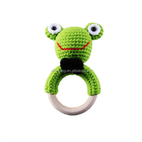 Anneau de dentition au Crochet personnalisé en usine/jouet de dentition en peluche en bois, jouet à sonnette tricoté pour bébé, hochet pour bébé Amigurumi