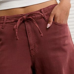 Jeans Larghi OEM da <span class=keywords><strong>Donna</strong></span> con Coulisse in Vita, <span class=keywords><strong>Pantaloni</strong></span> a Gamba Larga, Vestibilità Comoda, <span class=keywords><strong>Pantaloni</strong></span> Casual <span class=keywords><strong>Bordeaux</strong></span>, Fornitore all'Ingrosso con Etichetta Privata - Product Image 4