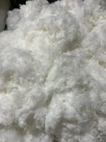 Fibre discontinue de polyester 100% vierge ignifuge (FR) teinte blanc uni pour filage et rembourrage