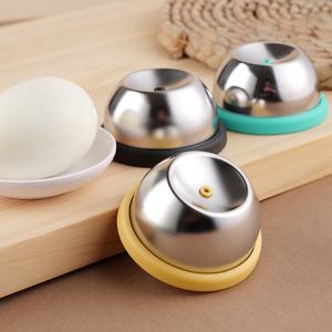 <span class=keywords><strong>Perce</strong></span>-œufs avec base en plastique pour piquer les œufs avant la cuisson, pour des coquilles facilement pelables, pour des œufs parfaitement cuits. - Product Image 3