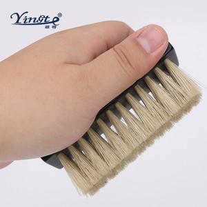 Cepillo para zapatos Yinste de pelo de cerdo con mango negro para limpiar y pulir zapatos - Product Image 2