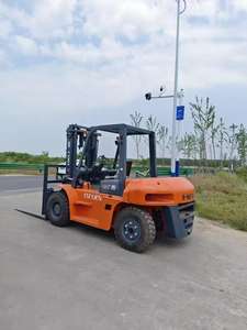 Chariot élévateur diesel d'occasion de 7 tonnes, mini-élévateur à fourche compact avec garantie de 6 mois, fabriqué en Chine - Product Image 2