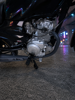 Motocyclette d'occasion Yamaha 125 YB125Z 125cc à essence, refroidie par air, 4 temps, provenant du Zhejiang pour l'exportation