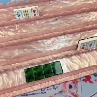 Supports de Mahjong américains en acrylique rose coquille avec poussoirs magnétiques, 4 supports de tuiles, accessoires de jeu personnalisés