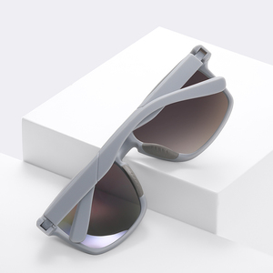 UV Protection Glasses Luxury Fashion Custom High Quality Classic Custom Logo Square Lifestyle <strong>Polarized</strong> <strong>Sports</strong> <strong>Sunglasses</strong> - Product Image 3