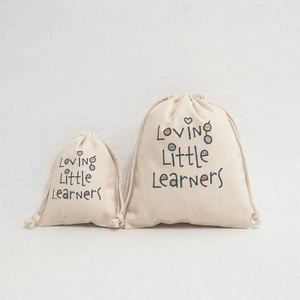 Sacs à cordon en toile calicot de haute qualité avec design personnalisé pour l'emballage de cadeaux - Product Image 2