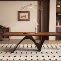 Table à manger rectangulaire moderne française 6 places avec chaises, plateau en bois et pieds en métal pour salles à manger à domicile et hôtels