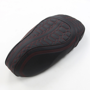 Housse de siège de moto complète de taille personnalisée GANE Design, remplace la housse de siège d'origine, housse de siège imperméable en cuir Nappa - Product Image 3