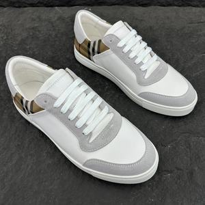 รองเท้าแฟชั่นหรูหราขายส่งปี 2026 - ดีไซน์คลาสสิก - ส้นเตี้ย - สไตล์ลำลอง - สไตล์สเก็ตบอร์ดย้อนยุค - ลายหนัง - Product Image 1