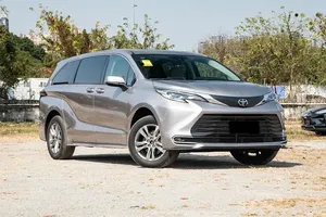 Venta al por Mayor en China: <span class=keywords><strong>Toyota</strong></span> Sienna Híbrida 2025 Usada, 7 Asientos, MPV, Bien Mantenida, Auto <span class=keywords><strong>de</strong></span> <span class=keywords><strong>Segunda</strong></span> <span class=keywords><strong>Mano</strong></span> - Product Image 2