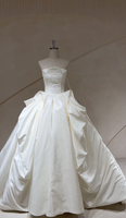 Spjy053 Elegantes elfenbeinfarbenes Satin-Ballkleid mit Perlen und Spitze, gerafftes Brautkleid für Palast- und Kirchenzeremonien Jancember