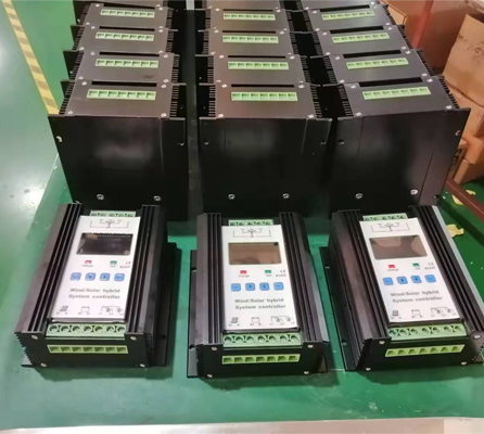 12v 24vハイブリッドコントローラー500wソーラーパネルおよび