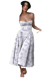 Robe élégante sans bretelles, style camisole, cintrée à la taille, tendance pour femmes - Product Image 2