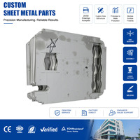 Servicio de Fabricación de Paneles Metálicos Frontales a Medida: Estampado de Chapa de Acero Inoxidable y Aluminio Anodizado con Tecnología CNC y Láser