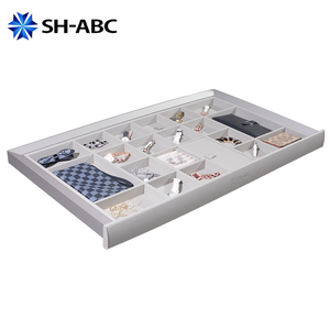 Bandeja <span class=keywords><strong>de</strong></span> exhibición <span class=keywords><strong>de</strong></span> joyería, accesorios <span class=keywords><strong>de</strong></span> armario, gris claro, elegante, cesta <span class=keywords><strong>de</strong></span> cuero, accesorios, accesorios, estante <span class=keywords><strong>de</strong></span> exhibición <span class=keywords><strong>de</strong></span> joyería - Product Image 1