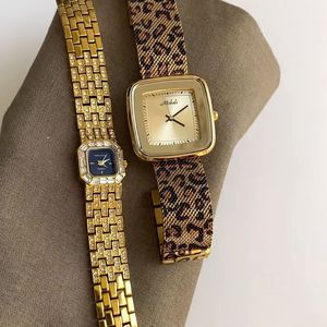 Reloj <span class=keywords><strong>de</strong></span> Mujer Ankela Rojo Vintage, <span class=keywords><strong>a</strong></span> la Moda y con Estilo, <span class=keywords><strong>de</strong></span> Cuarzo <span class=keywords><strong>de</strong></span> Alta Gama con un Estilo Retro Simple - Product Image 4