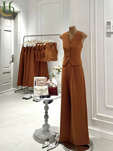 Conjunto de Pantalones Rectos y Chaleco Transpirable para Mujer, Cuello en V, Manga Corta, 2 Piezas, Corte Regular, Todas las Temporadas, OEM - Product Image 5