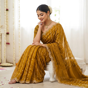 Sari de Seda Color Mostaza para Mujer, Marca AARA, con Borde Bordado, Estilo Tradicional para Bodas, Largo hasta el Suelo, Corte Regular, India, Pakistán - Product Image 1