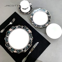 Vente en gros de vaisselle en céramique assiette bol à fleurs noir nordique personnalisée ensembles de vaisselle de restaurant en porcelaine