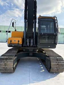 รถขุดไฮดรอลิกแบบตีนตะขาบ Hyundai 220LC-9 ขนาด 22 ตัน 9 ล้อ  มือสอง ใช้งานน้อย  เครื่องยนต์คัมมินส์ สภาพดีเยี่ยม - Product Image 3