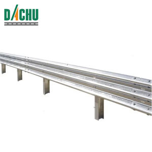 Barriera di Sicurezza Stradale Ondulata AASHTO M180 in Acciaio Zincato a Caldo per Maggiore Sicurezza Stradale - Product Image 1