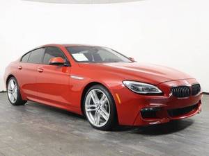 รถยนต์มือสอง ซีรีส์ 6 รุ่น 640i ซีดาน ภายในสีเข้ม เบาะหนัง ขับเคลื่อนสี่ล้อ เกียร์อัตโนมัติ พวงมาลัยขวา ล้อแม็ก R18 ระบบควบคุมความเร็วอัตโนมัติ กล้องมองหลัง ซันรูฟ ไฟ LED หน้าจอสัมผัส ปี 2020 8 - Product Image 5