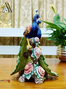 Arte artesanal moderna feita à mão estátua de pavão decorativo lembrança grande resina pavão dourado decoração de casa