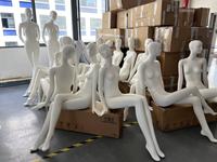 Maniquíes de Cuerpo Completo de Fibra de Vidrio para Hombre y Mujer en Varias Poses de la Fábrica Yihe para Venta al por Mayor y Menor en Exhibidores de Boutique