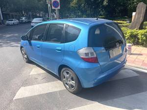 <span class=keywords><strong>Honda</strong></span> Fit 1.3 Comfort Auto 2008 Usata, Hatchback Giapponese, Guida a Sinistra, Colore Scuro, Cerchi R15, Ottima Economia di Carburante, Affidabile, Perfetta Auto Urbana - Product Image 3