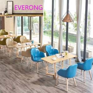 Conjunto de Mesa y Sillas de Estilo Nórdico Simple y Moderno con Estructura de Hierro, Muebles Comerciales para Hoteles, Cafeterías, Tiendas de Té con Leche y Postres - Product Image 1