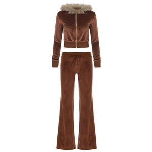 Conjunto Deportivo de Terciopelo T-0499 para Mujer, Estilo Urbano, Ecológico, con Capucha, Pantalones Largos de Punto en Contraste, Corte Regular - Product Image 5