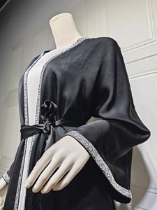 2025 design Eid Dubai elegante e islamico modesto abito sottoveste aperto in Abaya abito da donna musulmano in raso di diamanti - Product Image 6