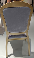 Chaise de bar traditionnelle en bois avec revêtement en tissu, design antique, pour usage commercial et salle à manger