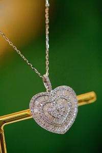 Ensemble de bijoux de mariée de luxe Xinfly personnalisé en or blanc massif 18 carats, forme de cœur, diamant naturel pour les mariages, les fêtes, classique pour les cadeaux - Product Image 3