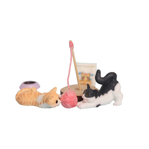 Mini decorazione della casa delle bambole giocattolo per gatti e gattini scena di gioco all'aperto gioco di animali a casa