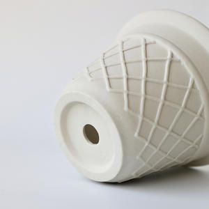 กระถางต้นไม้ทรงกรวยขนาดเล็ก JM Cone ทำจากดินเผาแบบไม่เผา  เป็นมิตรกับสิ่งแวดล้อม ทนทาน น้ำหนักเบา สำหรับปลูกไม้อวบน้ำ สีครีม <span class=keywords><strong>โฮ</strong></span>ยา แบล็ค - Product Image 4