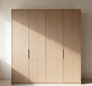 Armoire en bois clair de style luxe léger, moderne, intégrée à la chambre à coucher, avec des poignées minimalistes - Product Image 5