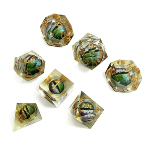 Ensemble de dés en résine œil de dragon polyédrique, compatibles avec les jeux de rôle Dungeons and Dragons DND pour les jeux de table MTG - Product Image 3