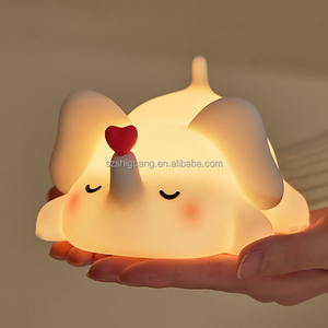 ไฟกลางคืนรูปสัตว์สำหรับเด็ก EGOGO รุ่นใหม่ แบบตั้งโต๊ะ ชาร์จไฟได้ ใช้พอร์ต USB ควบคุมการเปิด-ปิดด้วยการสัมผัส ทำจากซิลิโคน รูปช้าง - Product Image 4