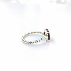 แหวนพลอยโกเมนปรับขนาดได้ เงินแท้ 925 แหวนพลอยทำมือ คอลเลคชั่นแหวนเงินคุณภาพดี เครื่องประดับเงิน ราคาขายส่ง - Product Image 2