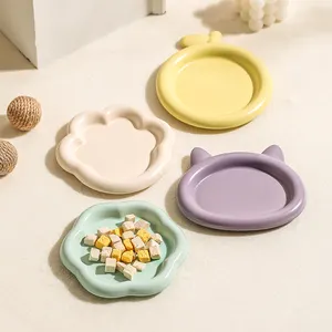 Eleganti piatti da dessert in porcellana a forma di snack a colori smaltati piatti da portata in ceramica