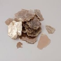 Mica en paillettes de Muscovite indienne, qualité protection incendie, provenance Rajasthan, vente en gros, 13,3-32% Al2O3, 37-56% SiO2, United Stone Ltd.