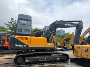 Excavatrice hydraulique d'occasion Hyundai 305LC-9T d'origine coréenne, pelle lourde pour carrière et construction routière - Product Image 3
