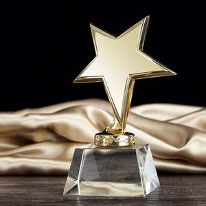 2022 Factory Metal Plata, Gold Star Trophy Con Crystal Black Base/ - Product Image 3