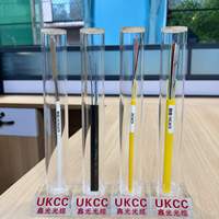 Câble à fibres optiques UKCC Mini ADSS 4, 8, 12, 24 cœurs pour réseau de distribution aérien FTTH léger